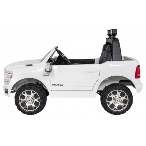 RAM 3500 White Vehicle
