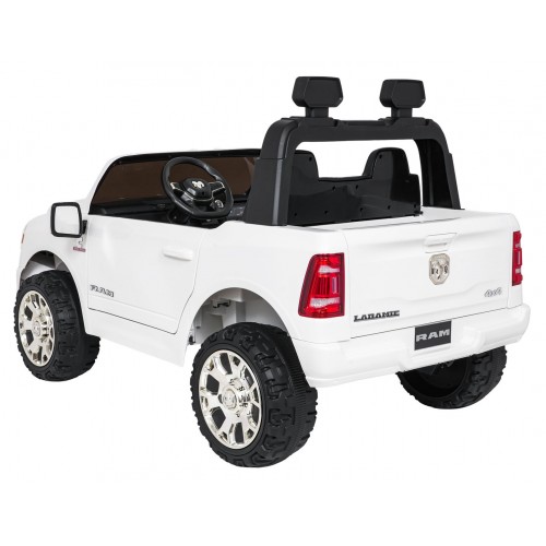 RAM 3500 White Vehicle