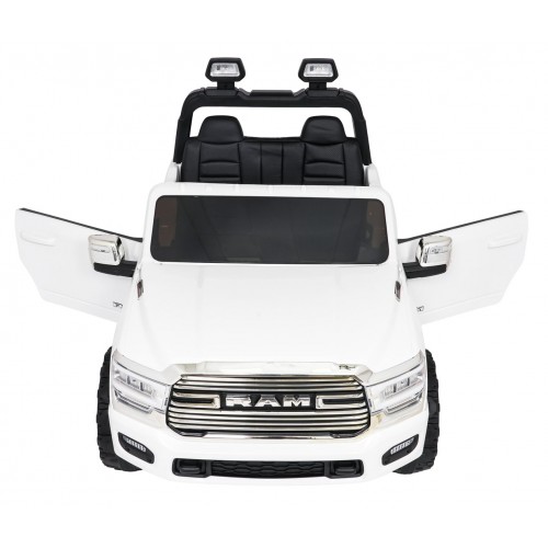 RAM 3500 White Vehicle