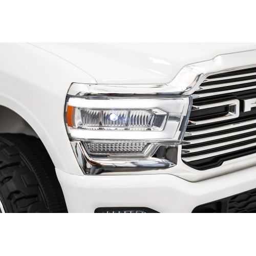 RAM 3500 White Vehicle