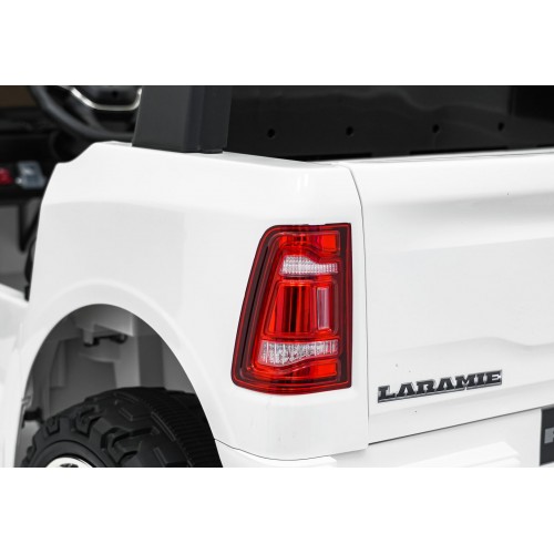 RAM 3500 White Vehicle