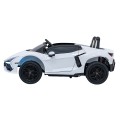 Lamborghini Revuelto XL STRONG White vehicle