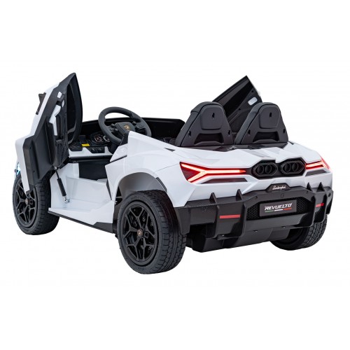 Lamborghini Revuelto XL STRONG White vehicle