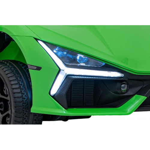 Vehicle Lamborghini Revuelto XL Green