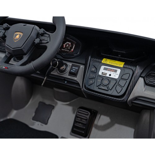 Vehicle Lamborghini Revuelto XL Gray
