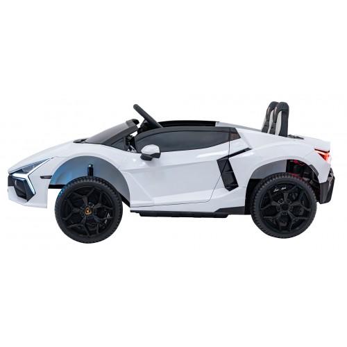 Lamborghini Revuelto XL White vehicle
