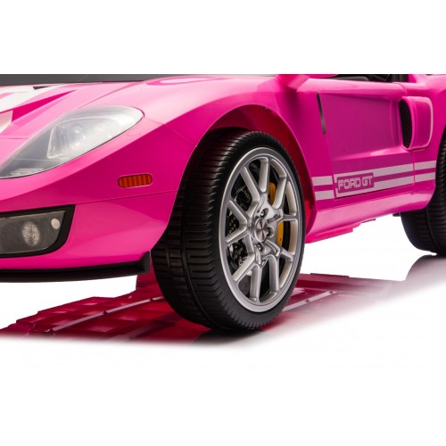 Ford GT Pink Vehicle
