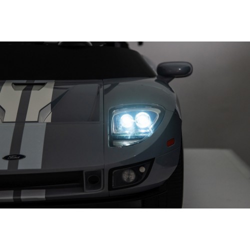 Vehicle Ford GT Gray
