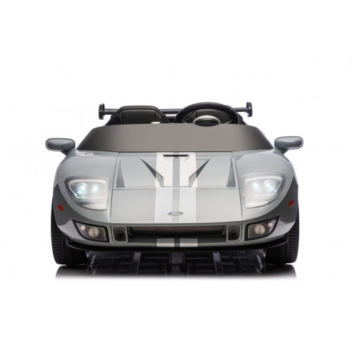 Vehicle Ford GT Gray