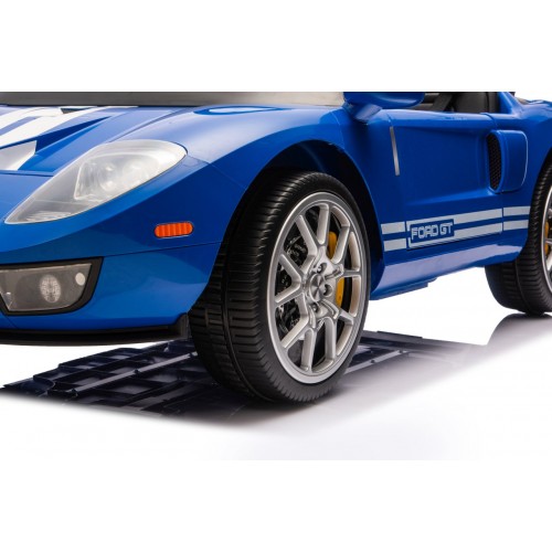 Ford GT Blue Vehicle