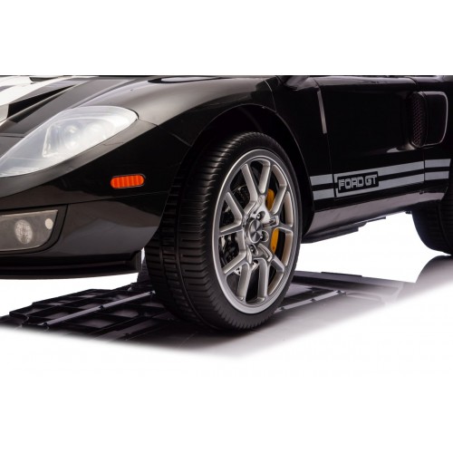 Vehicle Ford GT Black
