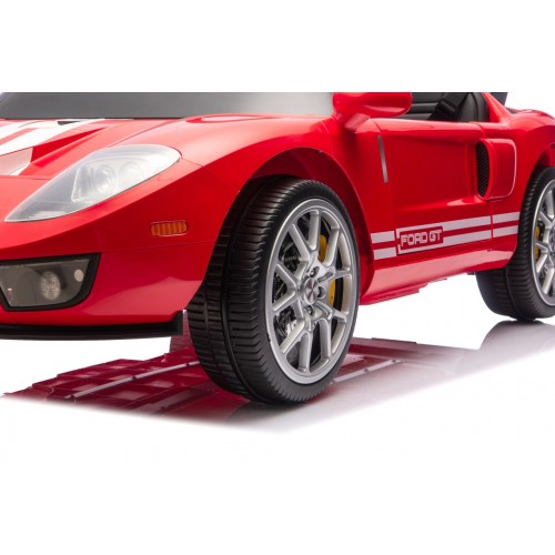 Vehicle Ford GT Red