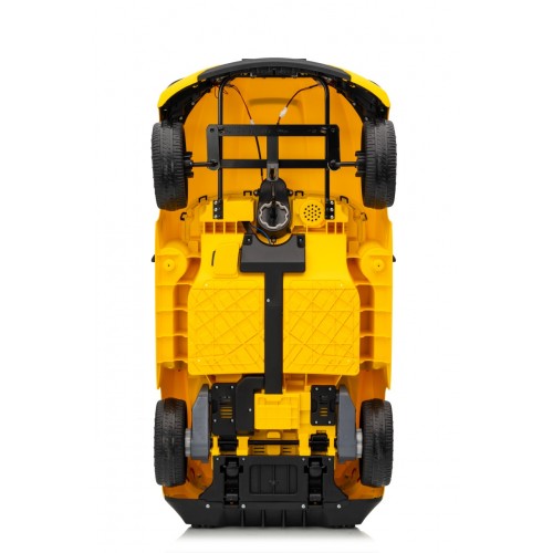 Vehicle Mercedes Benz AMG CLE 53 Yellow
