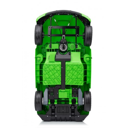 Vehicle Mercedes Benz AMG CLE 53 Green