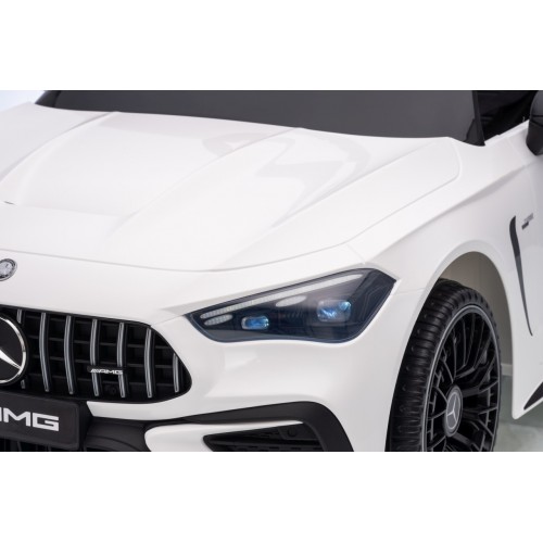 Vehicle Mercedes Benz AMG CLE 53 White