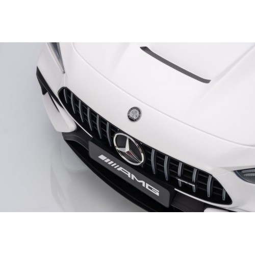 Vehicle Mercedes Benz AMG CLE 53 White