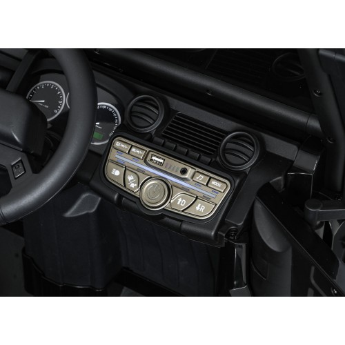 Land Rover Defender 110 SVX Concept Black