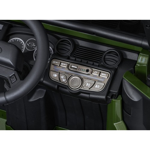 Land Rover Defender 110 SVX Concept Green