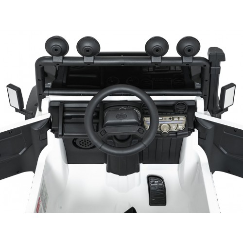 Land Rover Defender 110 SVX Concept White