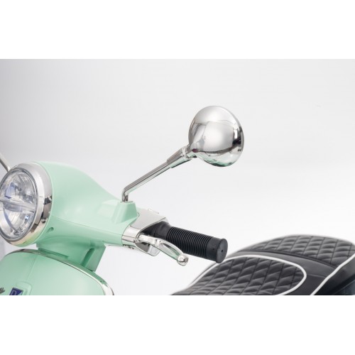 Vespa ROMA Scooter Vehicle Green