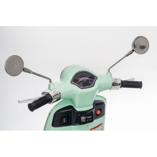 Vespa ROMA Scooter Vehicle Green