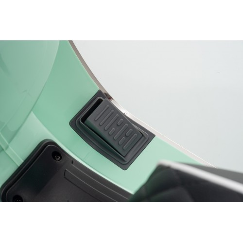 Vespa ROMA Scooter Vehicle Green