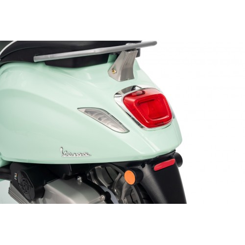 Vespa ROMA Scooter Vehicle Green