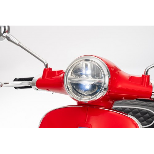 Vehicle Scooter Vespa ROMA Red