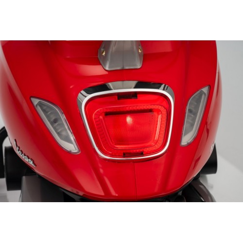 Vehicle Scooter Vespa ROMA Red