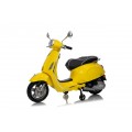 Vehicle Scooter Vespa ROMA Yellow