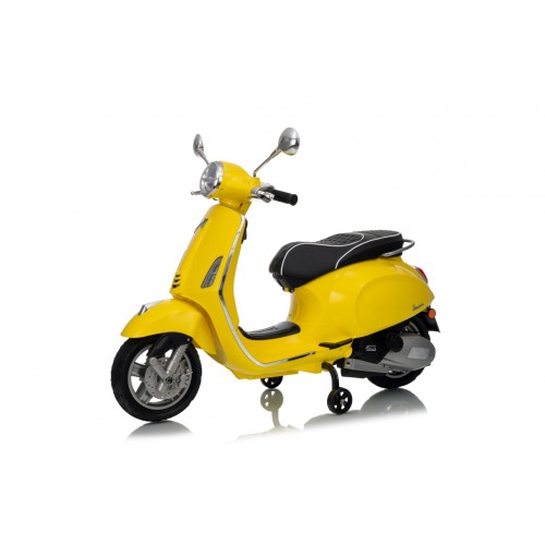 Vehicle Scooter Vespa ROMA Yellow