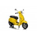 Vehicle Scooter Vespa ROMA Yellow