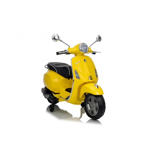 Vehicle Scooter Vespa ROMA Yellow