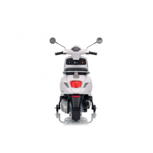 Vehicle Scooter Vespa ROMA White