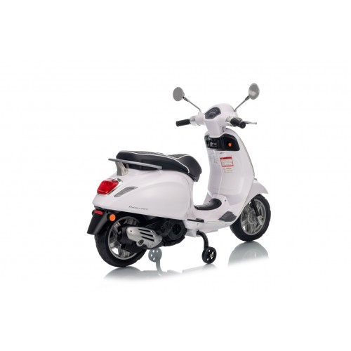 Vehicle Scooter Vespa ROMA White