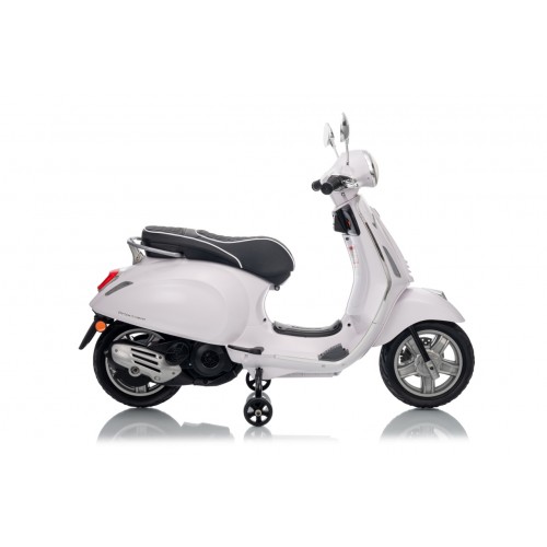 Vehicle Scooter Vespa ROMA White
