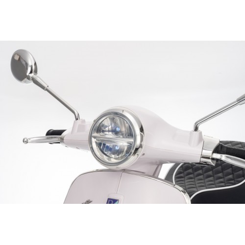 Vehicle Scooter Vespa ROMA White