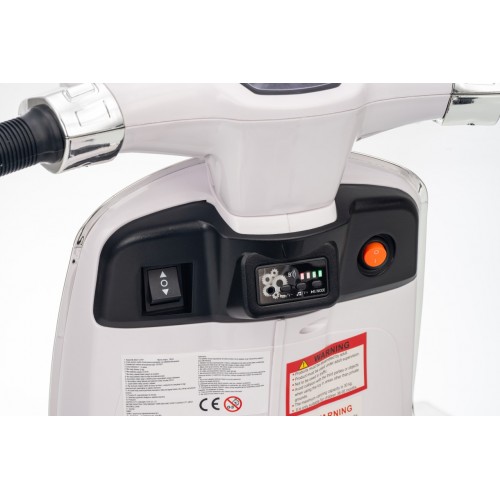 Vehicle Scooter Vespa ROMA White