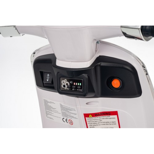 Vehicle Scooter Vespa ROMA White