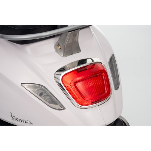 Vehicle Scooter Vespa ROMA White