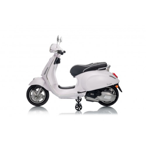 Vehicle Scooter Vespa ROMA White