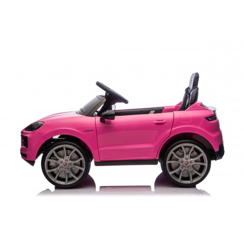 Vehicle Porsche Cayenne Pink