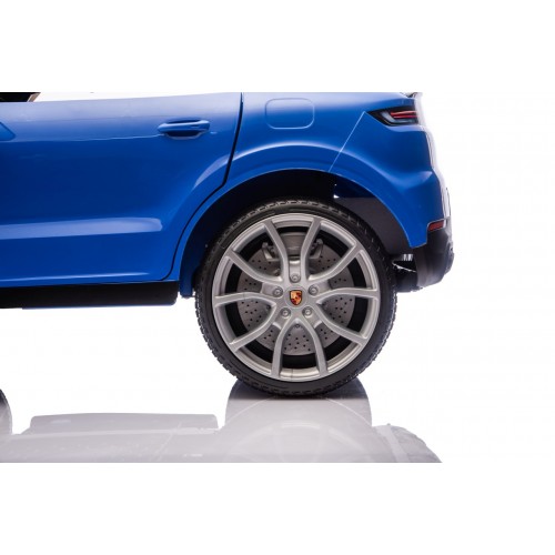 Vehicle Porsche Cayenne Blue