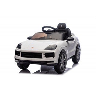 Vehicle Porsche Cayenne White