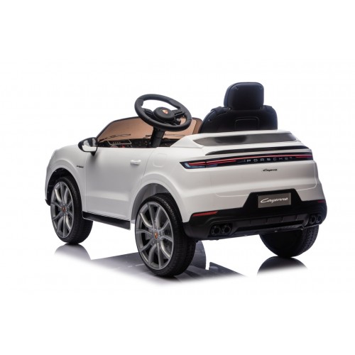 Vehicle Porsche Cayenne White