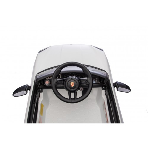 Vehicle Porsche Cayenne White