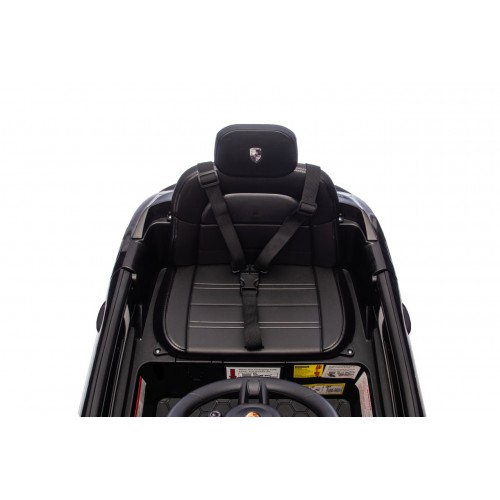 Vehicle Porsche Cayenne Black