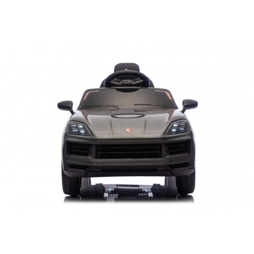 Vehicle Porsche Cayenne Black