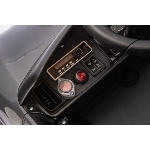Vehicle Porsche Cayenne Black