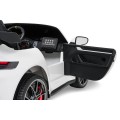 Vehicle Porsche 911 GT 3 White